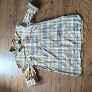 Banana Republic Button up Shirt